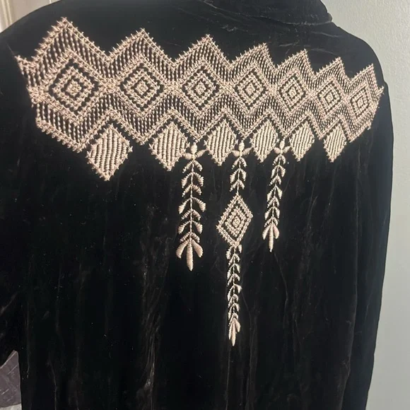 JOHNNY WAS Western Velvet Top - Picture 6 of 16